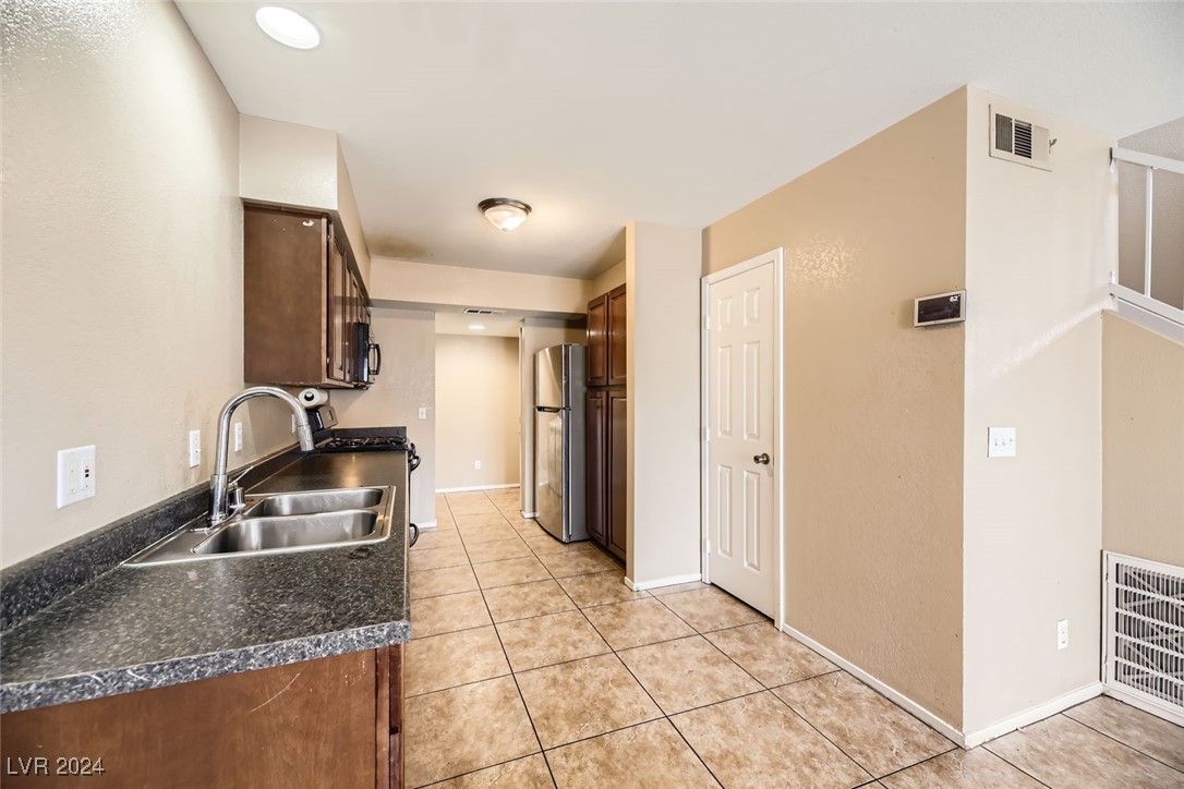 2842 Brittany Mesa Drive