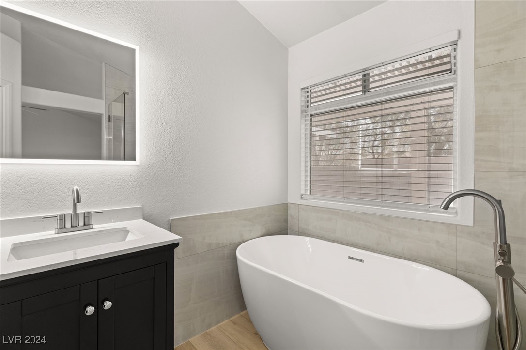 1835 Candle Bright Drive