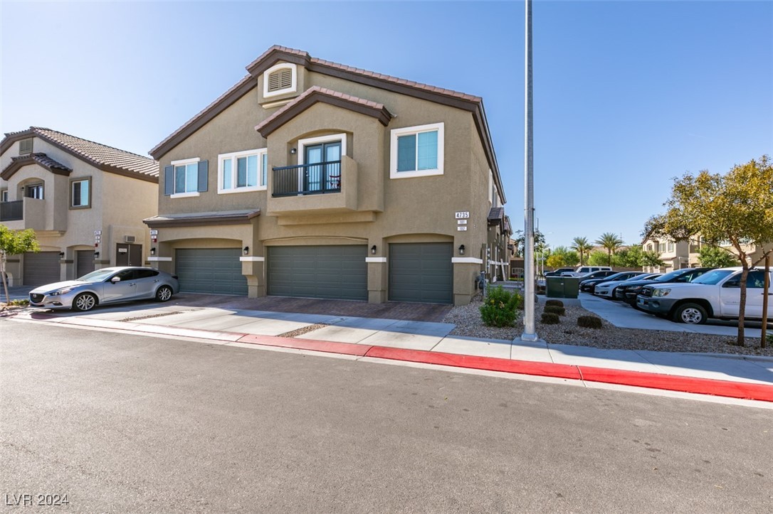 4735 Blaise Avenue 102