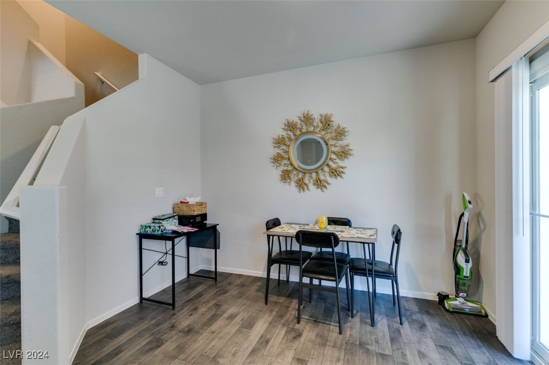 4735 Blaise Avenue 102