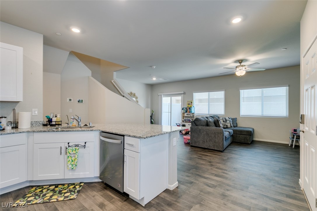 4735 Blaise Avenue 102