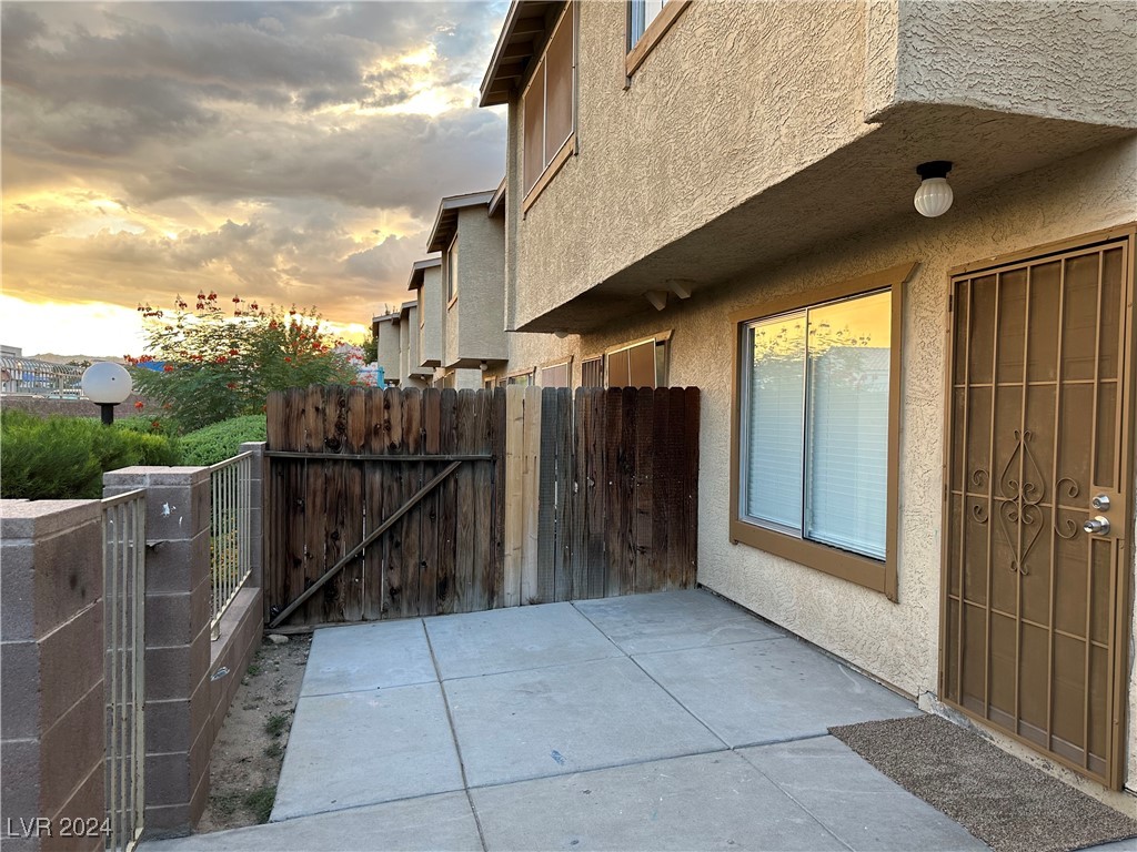 6453 Little Pine Way