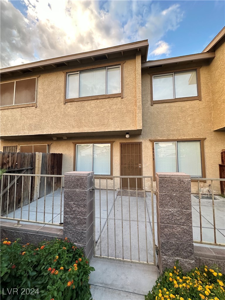 6453 Little Pine Way