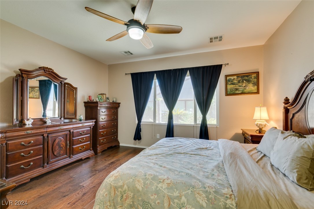 2549 Venus Star Street