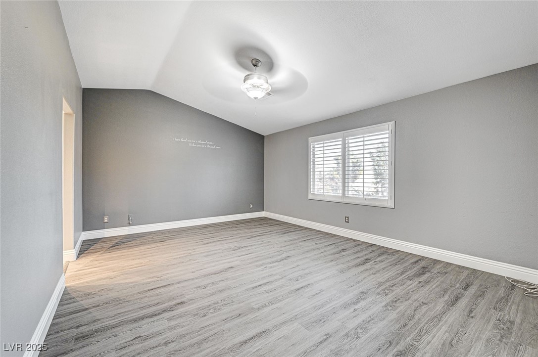 10146 Robins Hollow Road