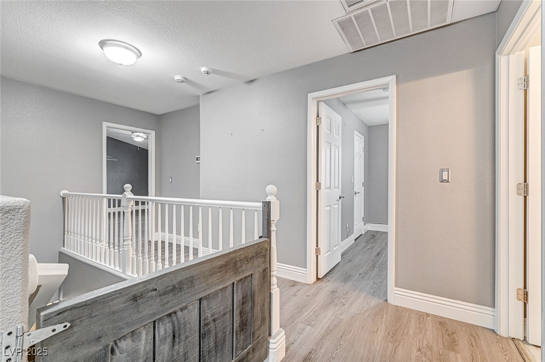 10146 Robins Hollow Road