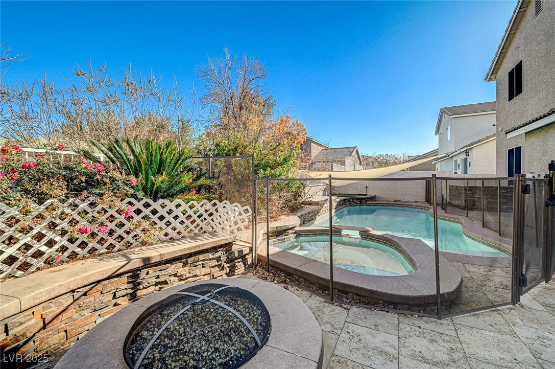 10146 Robins Hollow Road