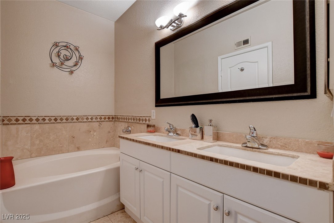 7700 Constanso Avenue 203