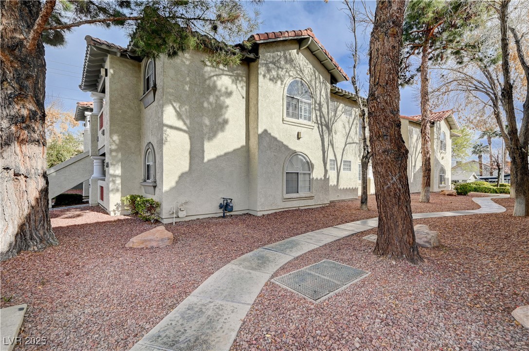 6804 Elm Creek Drive 102