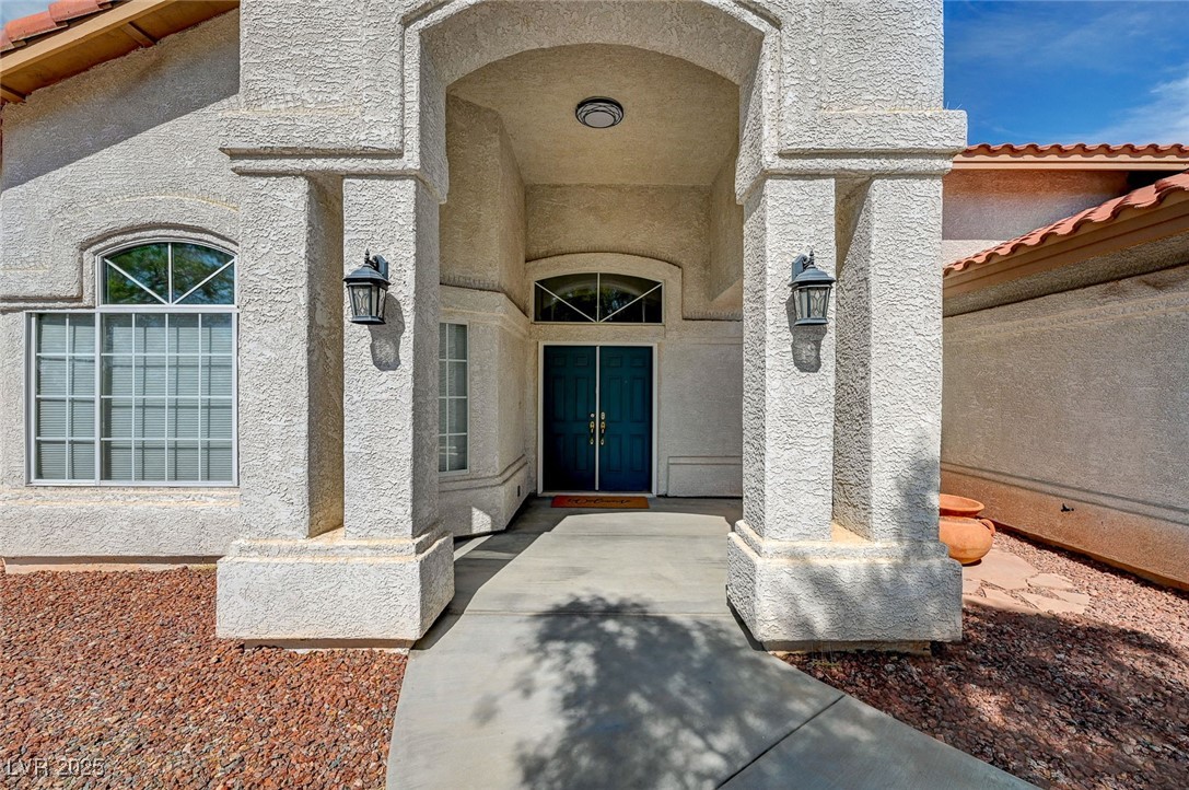 5865 North Conquistador Street