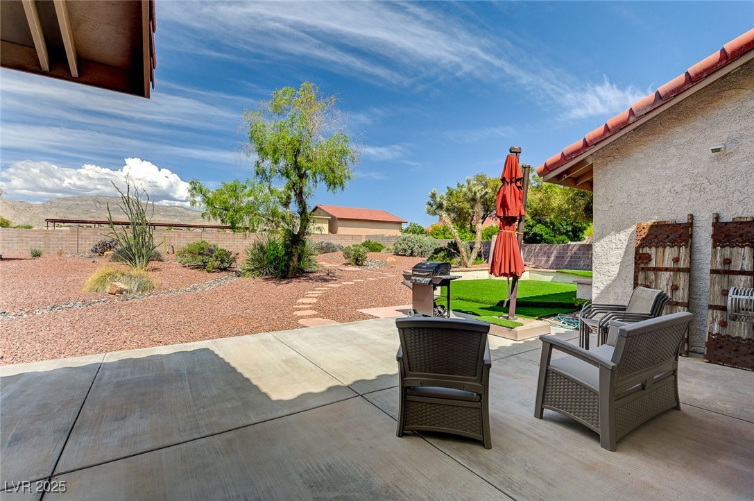 5865 North Conquistador Street