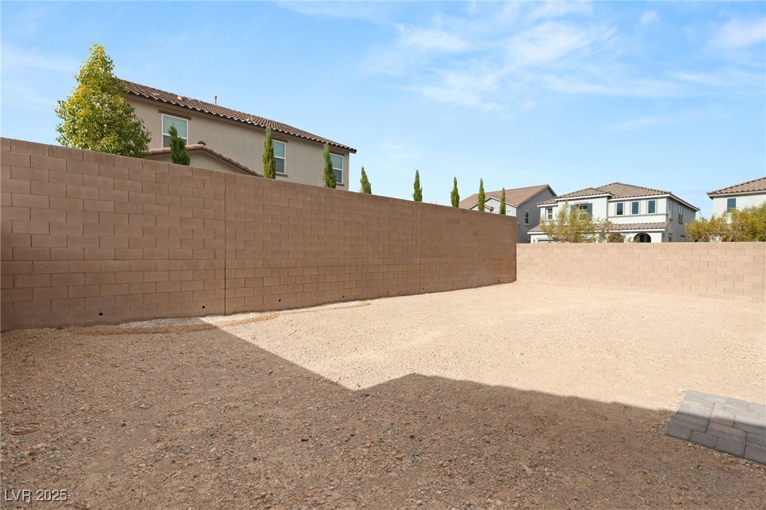 5921 Bruselas Street