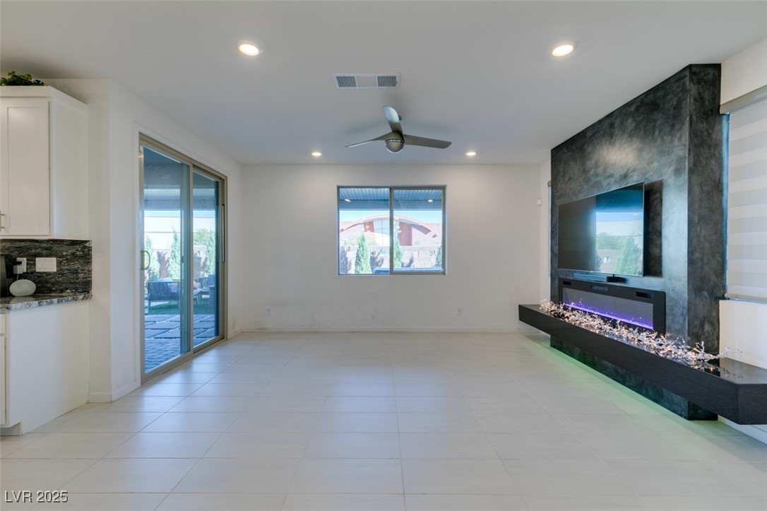 6942 Alexandrite Peak Street