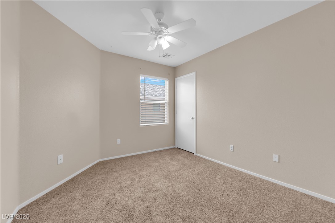 10646 Shifting Breeze Avenue