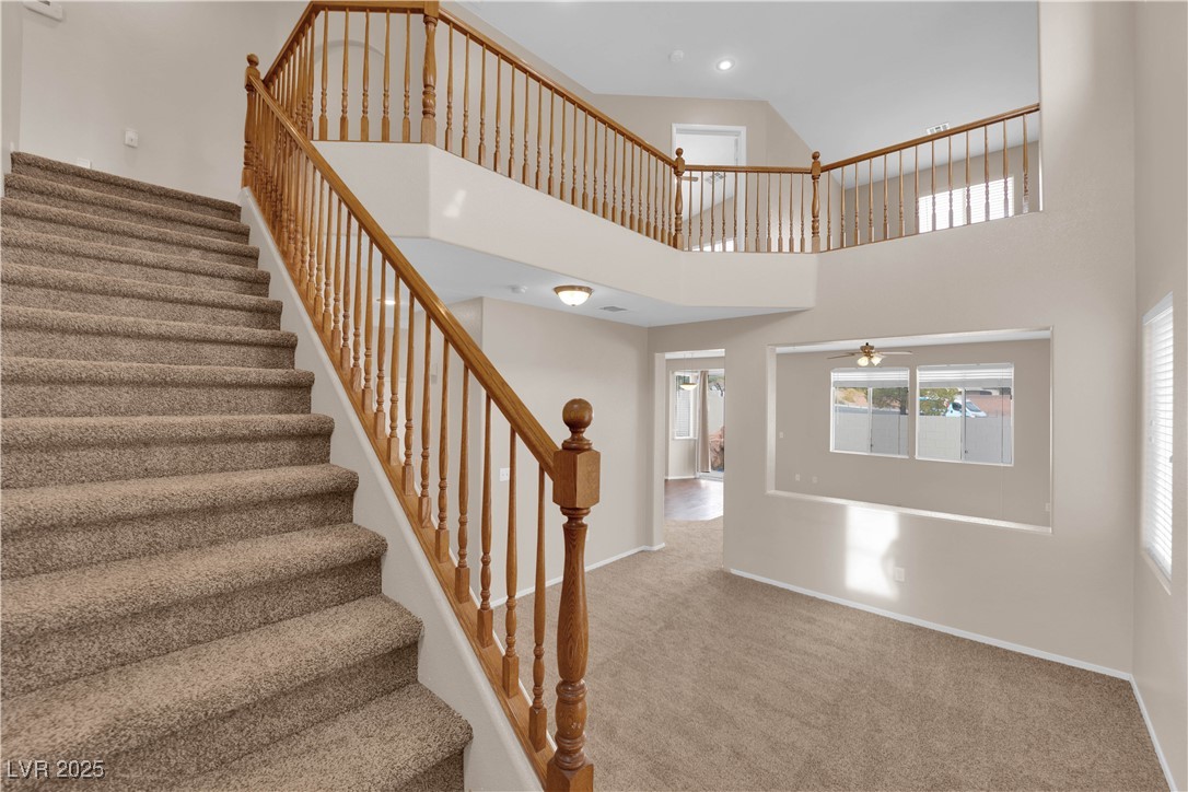 10646 Shifting Breeze Avenue