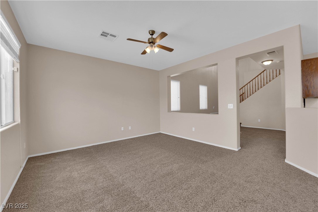 10646 Shifting Breeze Avenue