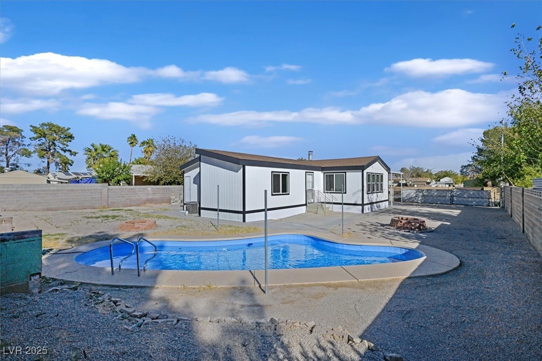 3387 Encina Drive