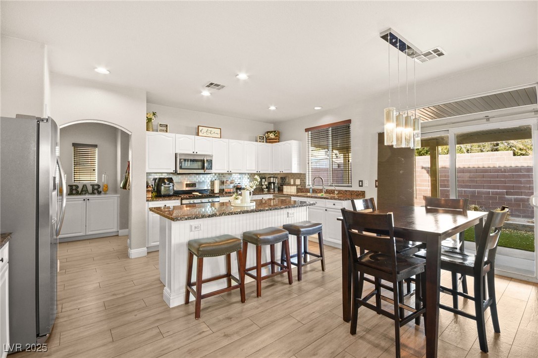 9124 Ironstone Avenue