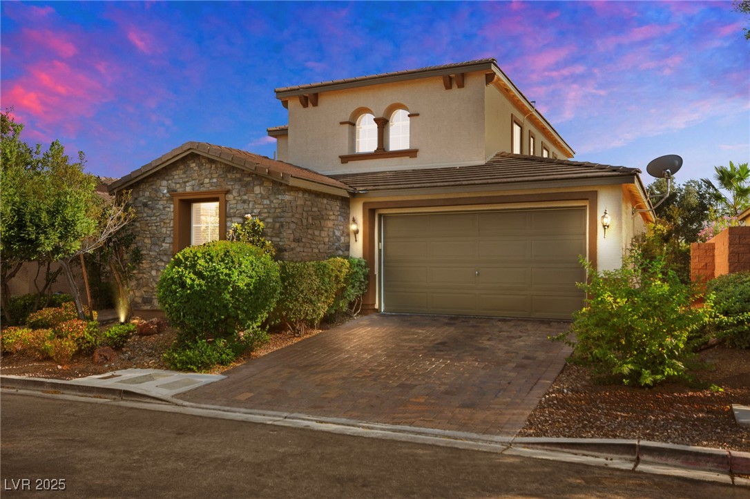 11333 Hedgemont Avenue