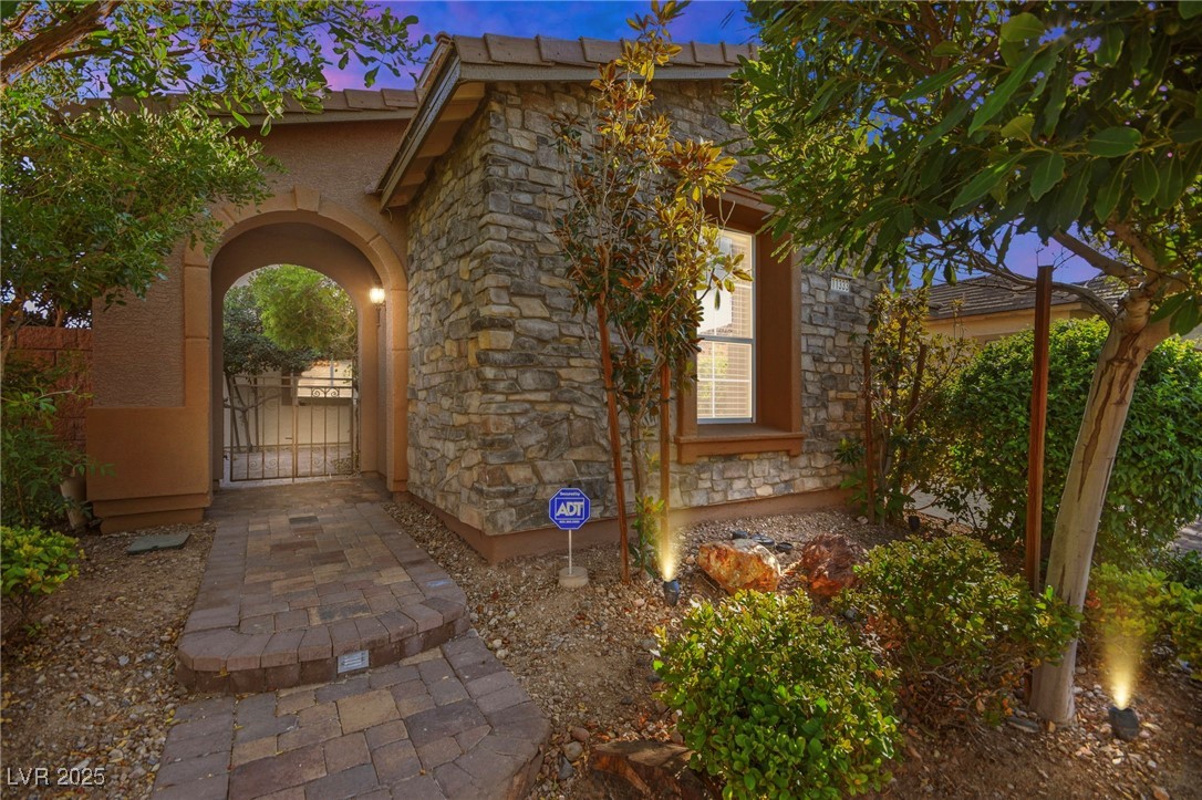 11333 Hedgemont Avenue