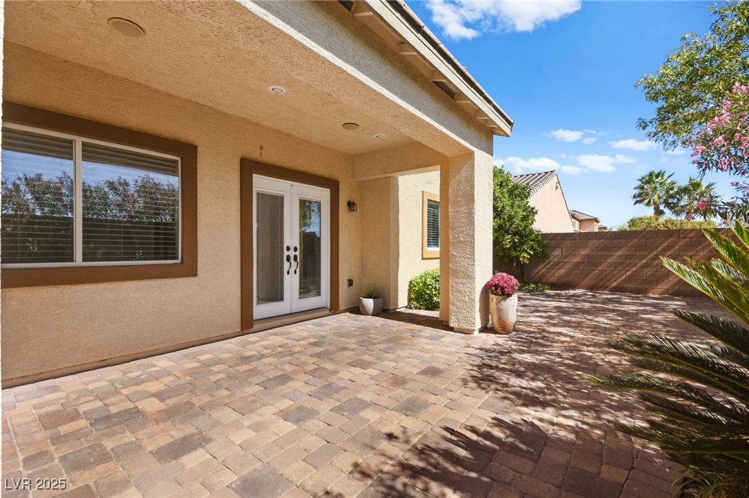 11333 Hedgemont Avenue