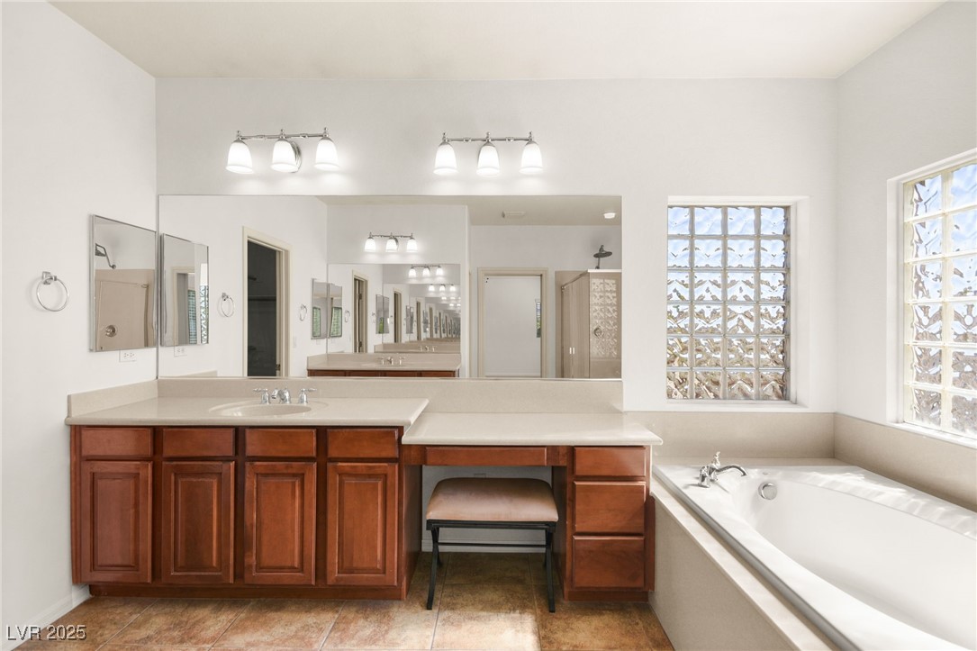 11333 Hedgemont Avenue