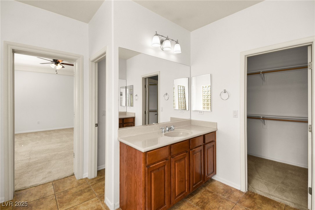 11333 Hedgemont Avenue