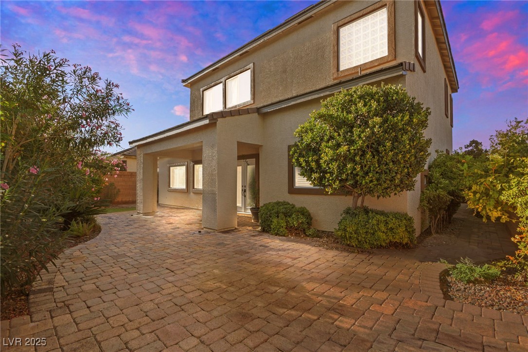 11333 Hedgemont Avenue