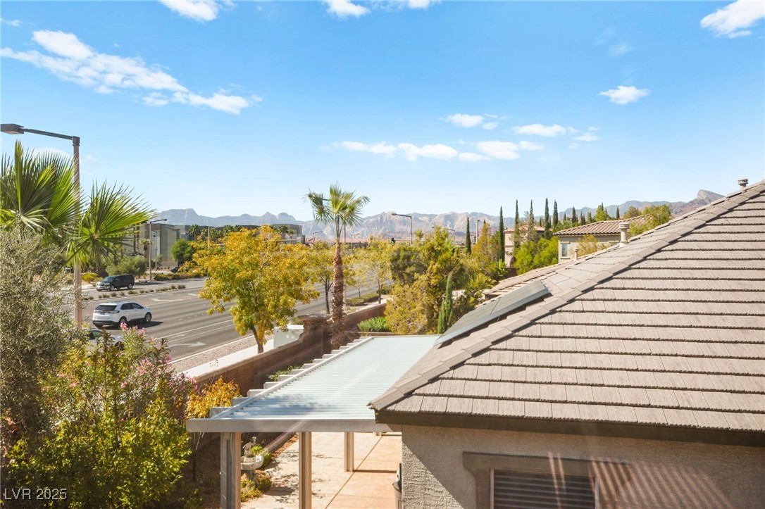 11333 Hedgemont Avenue