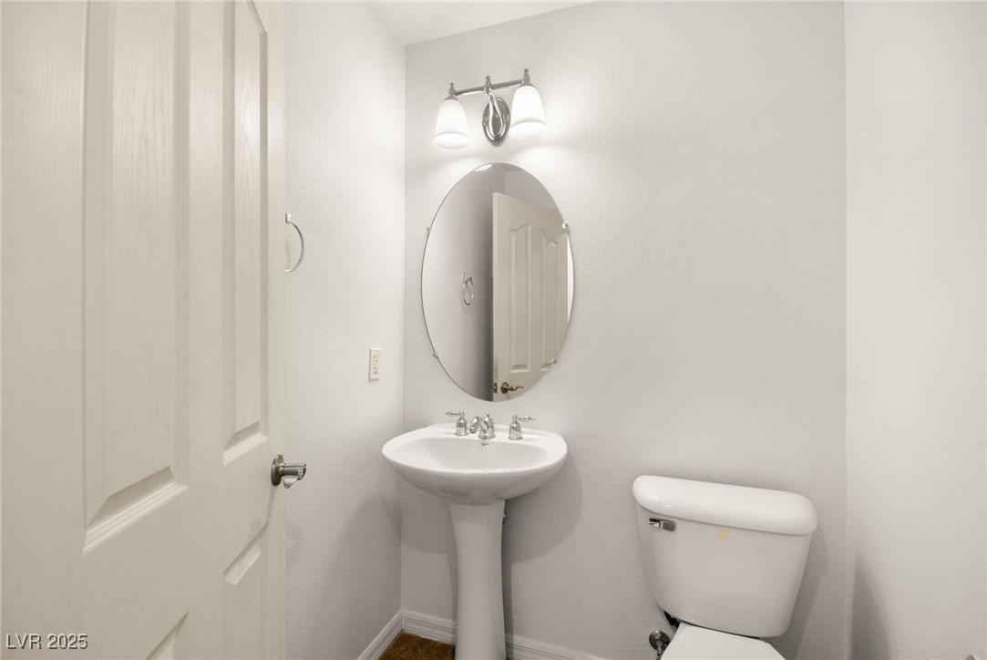 11333 Hedgemont Avenue