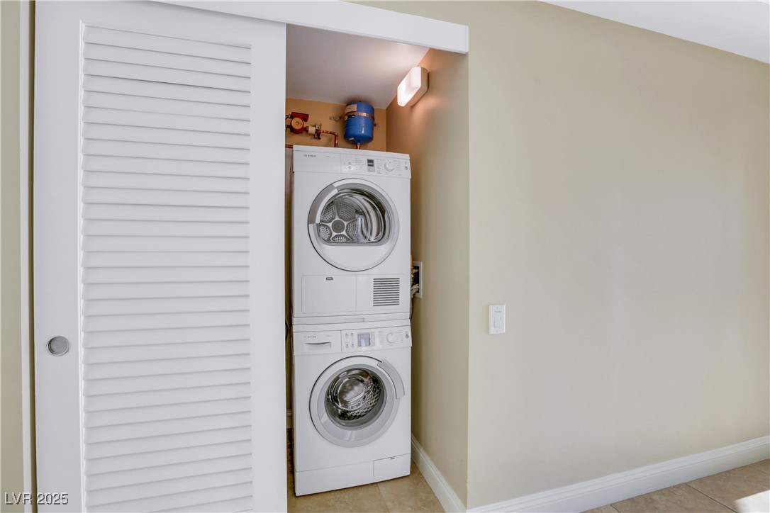 322 Karen Avenue 3608