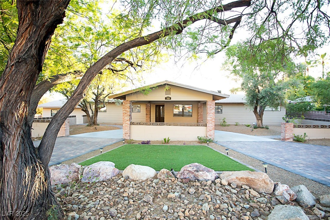 749 Rossmore Drive