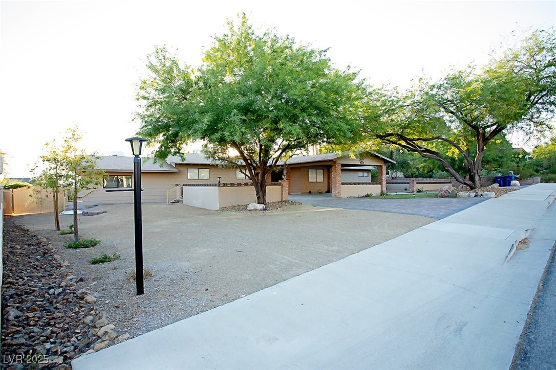 749 Rossmore Drive