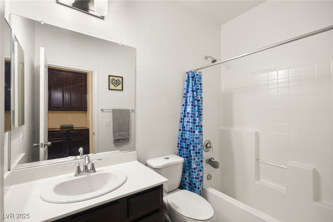 6389 Jacobville Court