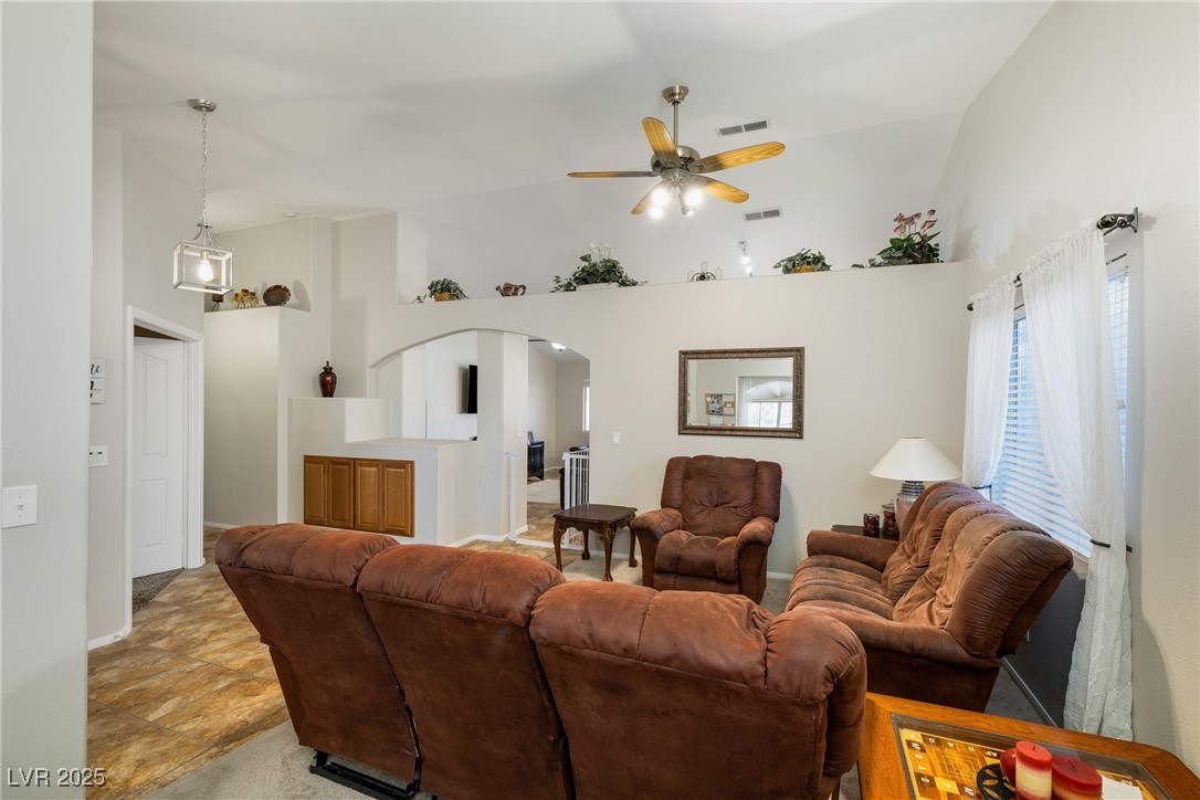 5445 Rose Hills Street