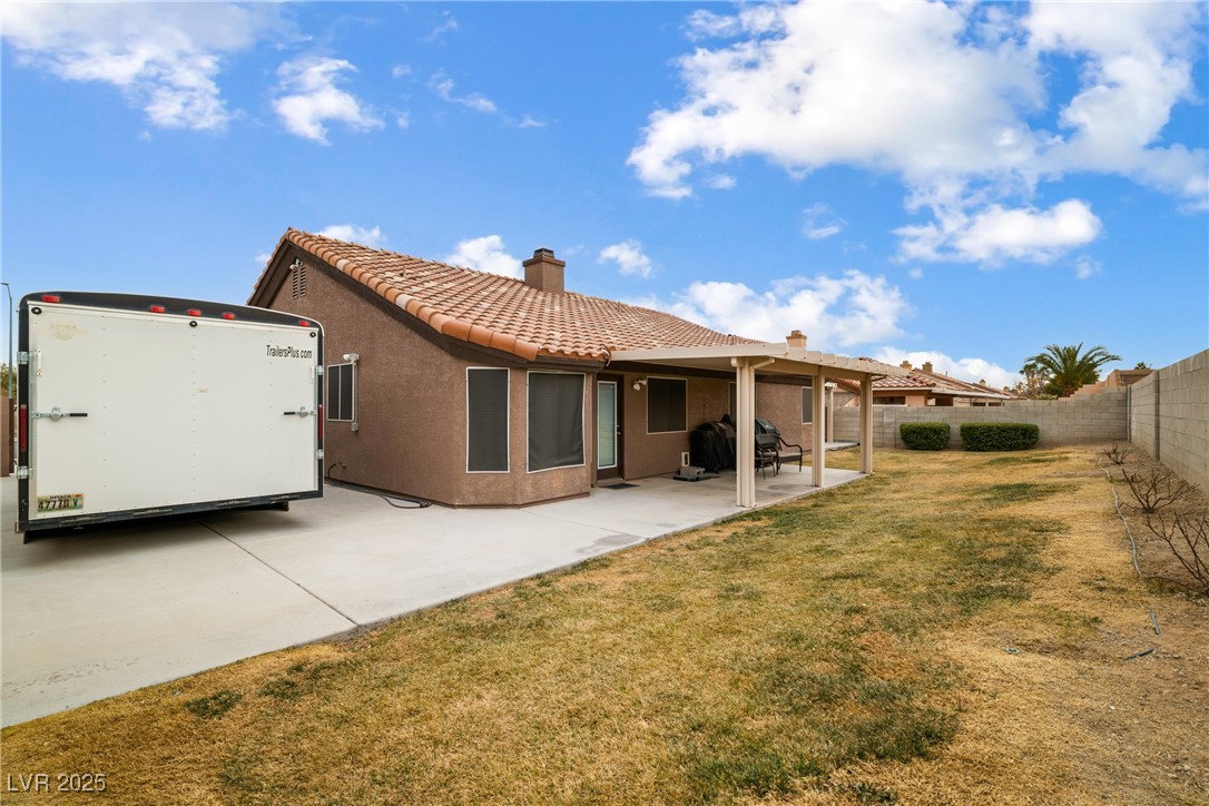 5445 Rose Hills Street