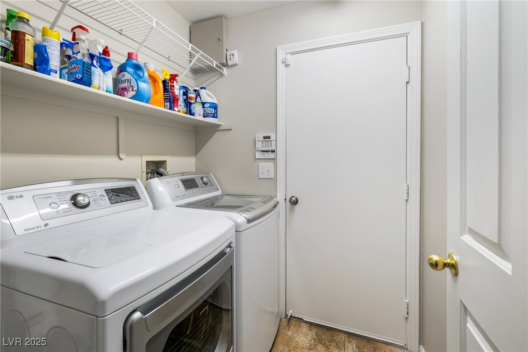 5445 Rose Hills Street