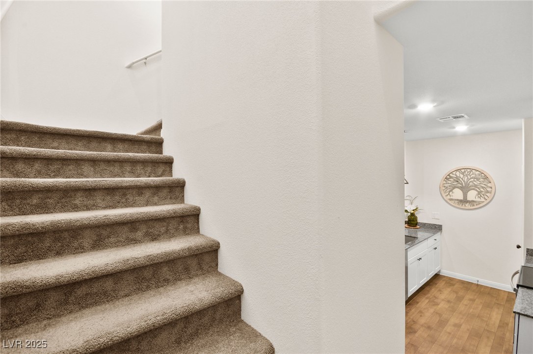 531 Thistleberry Avenue