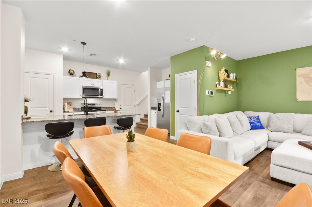 531 Thistleberry Avenue