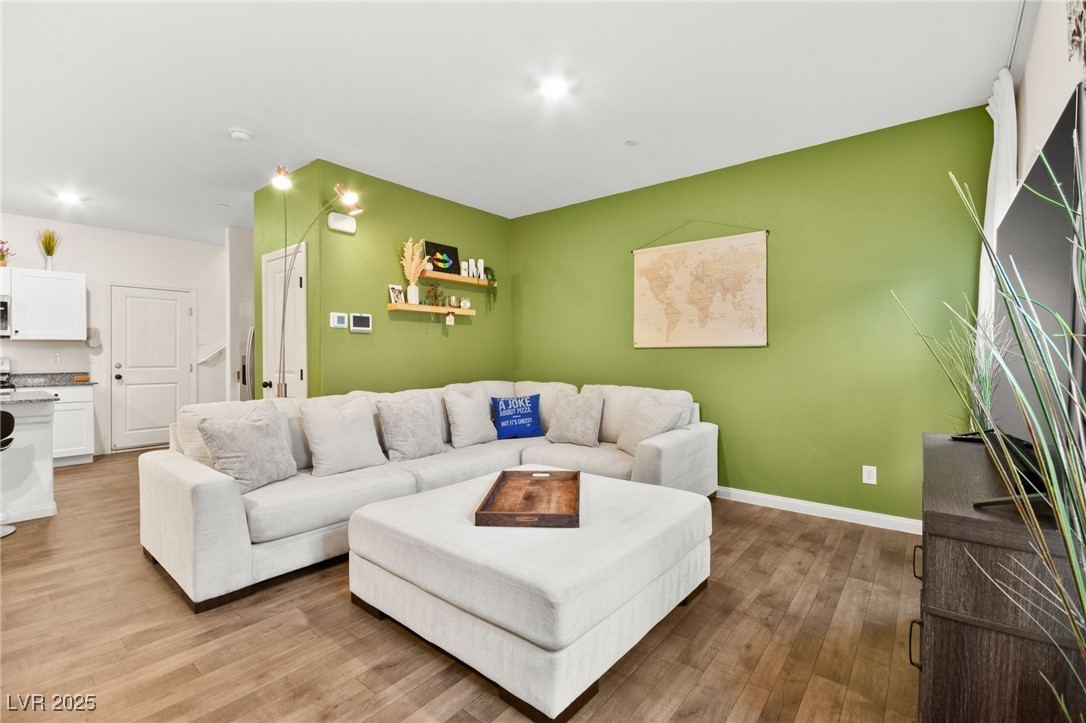 531 Thistleberry Avenue