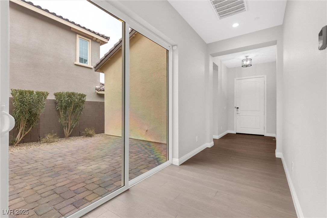 2571 Hazelburn Avenue