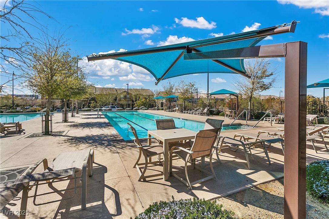 2571 Hazelburn Avenue