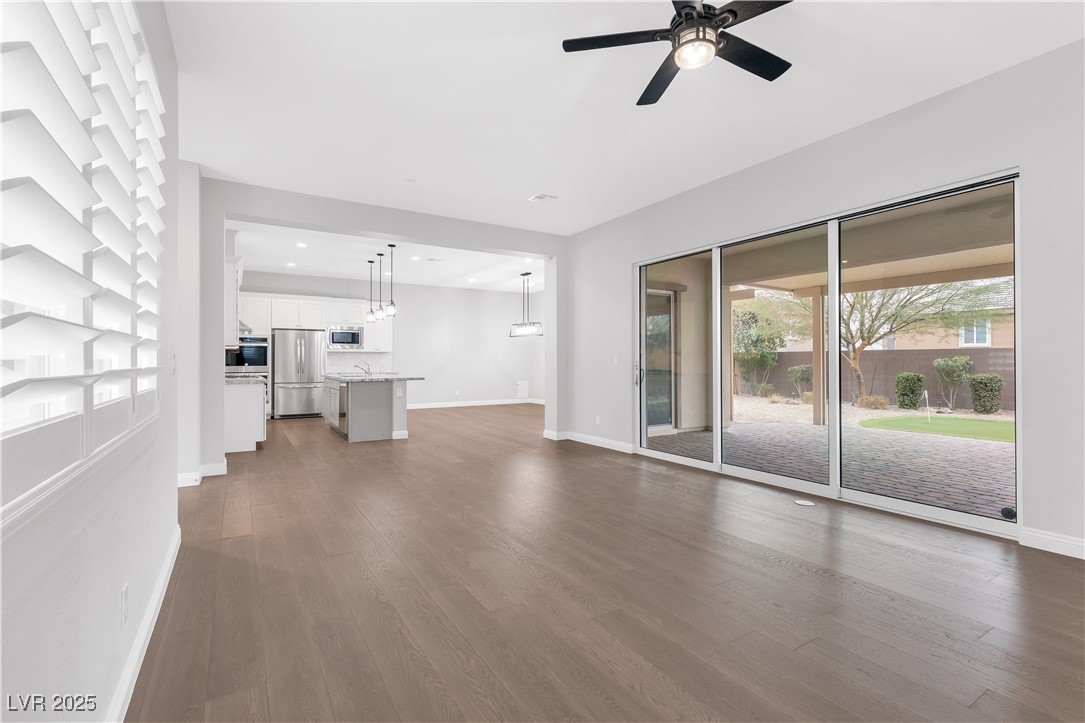 2571 Hazelburn Avenue