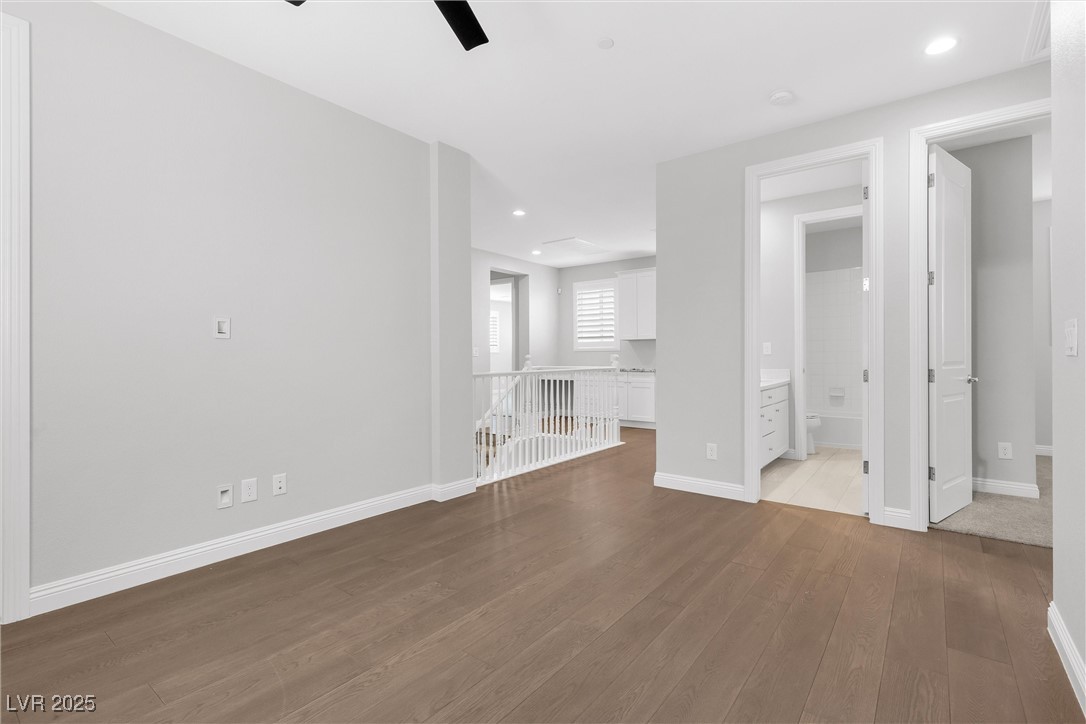 2571 Hazelburn Avenue