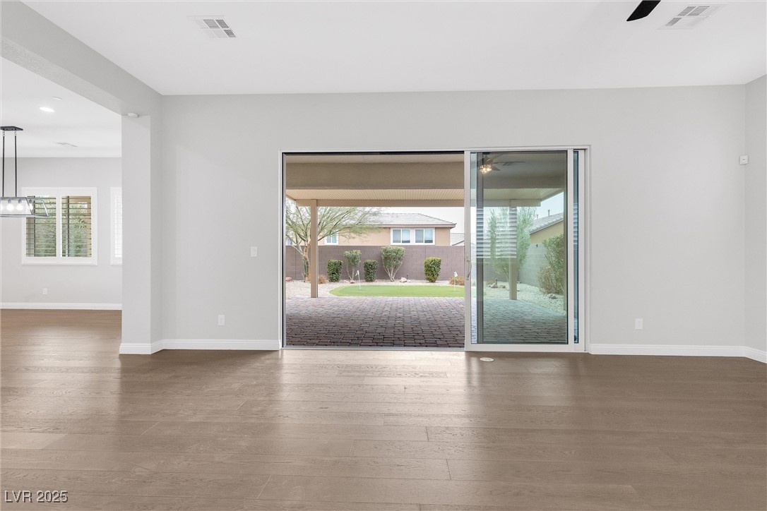 2571 Hazelburn Avenue