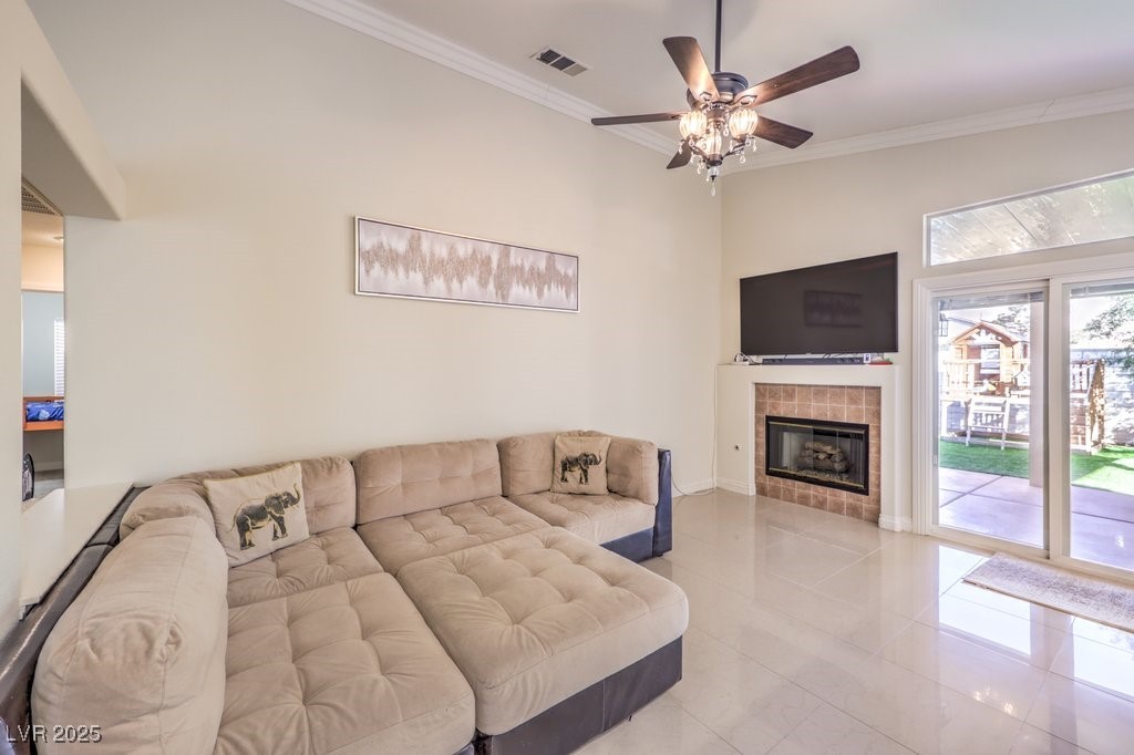 1806 Hollyberry Court