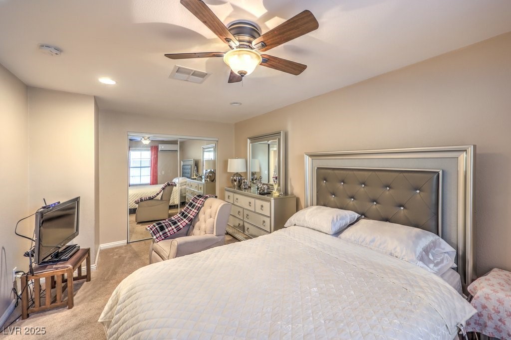 1806 Hollyberry Court