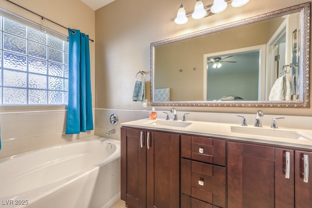 1806 Hollyberry Court