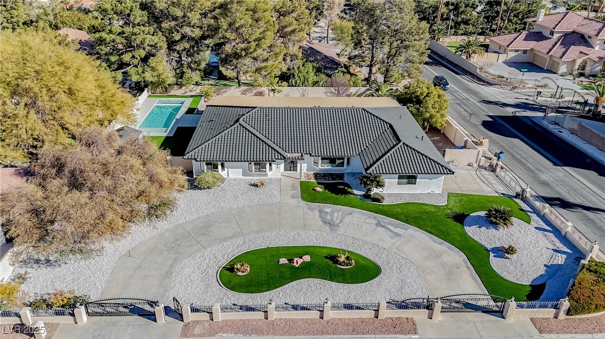 3180 South Tioga Way