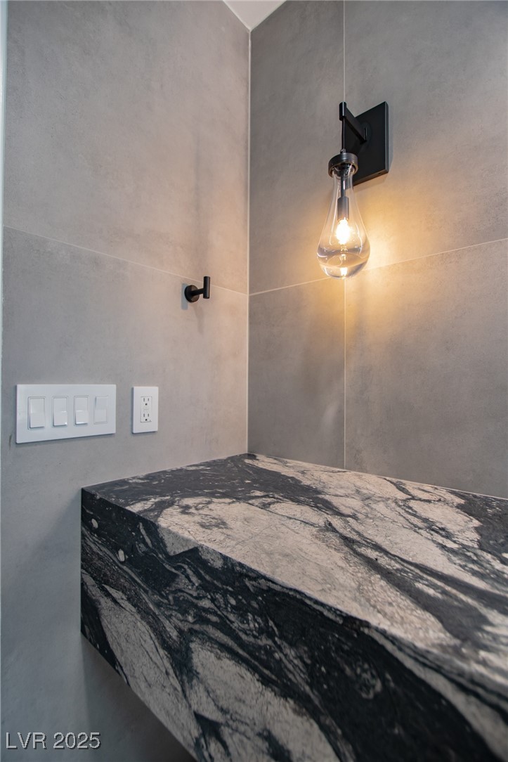 3180 South Tioga Way